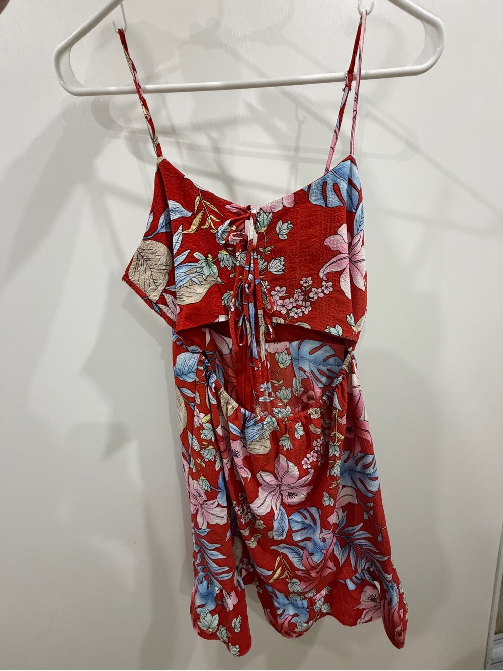 Forever21 Dress, Size Small - red floral dress, adjustable straps & open front